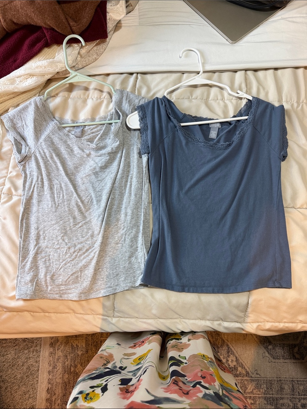 Tilly's Short Sleeve Lace-Trim Tee - Light Gray & Slate Blue
